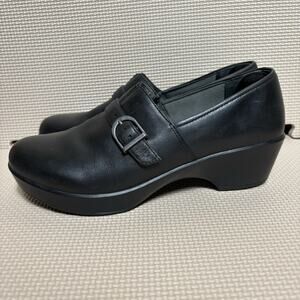 Dansko Womens Black Leather Tamera Jane Buckle Strap Clogs Size EU 39 Comfort